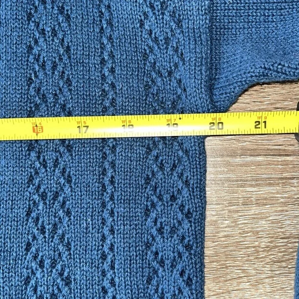 Capacity Woman Blue Embroidery Floral Rose Button Petite Medium Cardigan Sweater - Picture 10 of 15